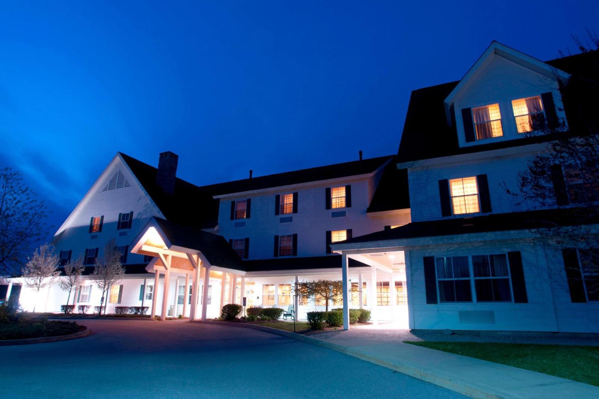 Courtyard Middlebury Hotel Exterior photo